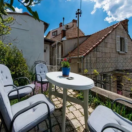 Hotel Old Town 3*